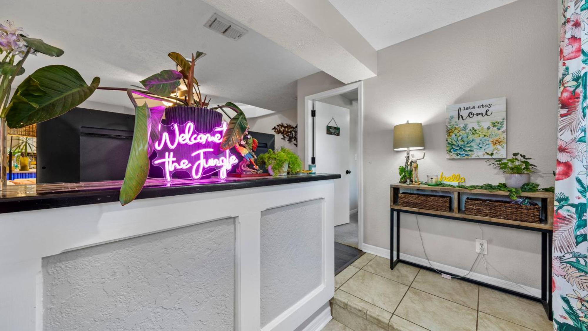 Zen Jungle House By Busch Gardens Sleeps 12 With Outdoor Games & Detached Play Space! Tampa Kültér fotó